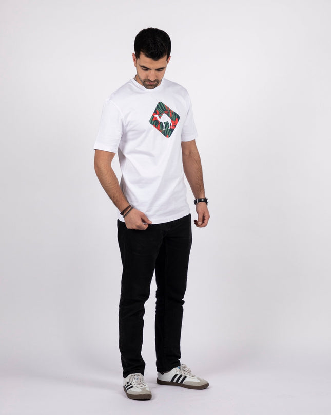 Jobedu Camel Crossing Tropical | Basic Cut T-shirt - Graphic T-Shirt - Unisex - Jobedu Jordan
