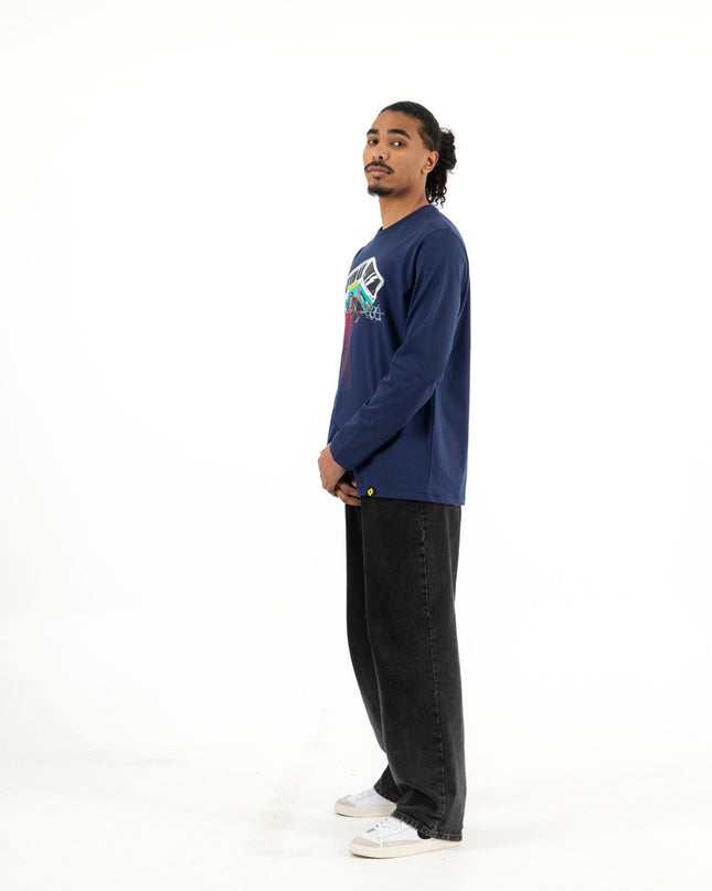 UFO Bus | Premium T-shirt Unisex Longsleeve Basic Cut - Premium T-shirt Unisex Longsleeve Basic Cut - Jobedu Jordan