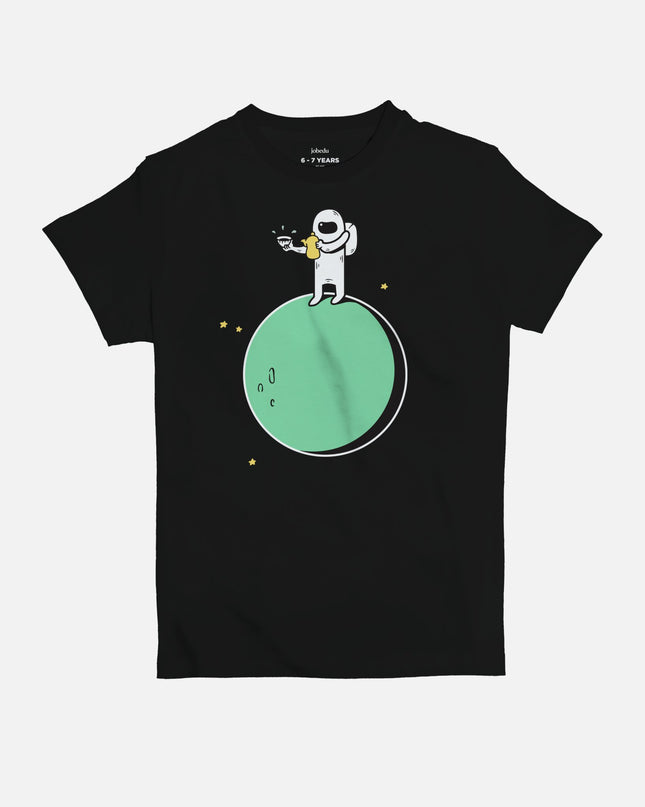 Moon Guest | Kid's Basic Cut T-shirt - Graphic T-Shirt - Kids - Jobedu Jordan